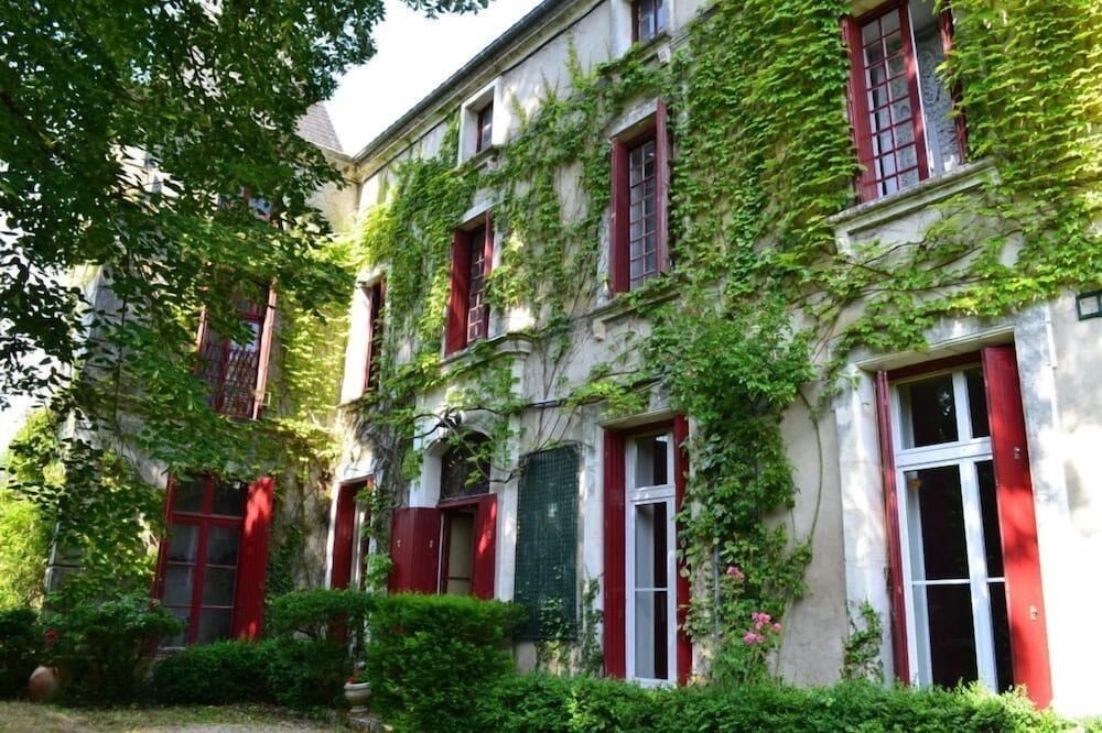 Chambres d'hôtes La Cure du Maine Charles -1 estrellas en Birac