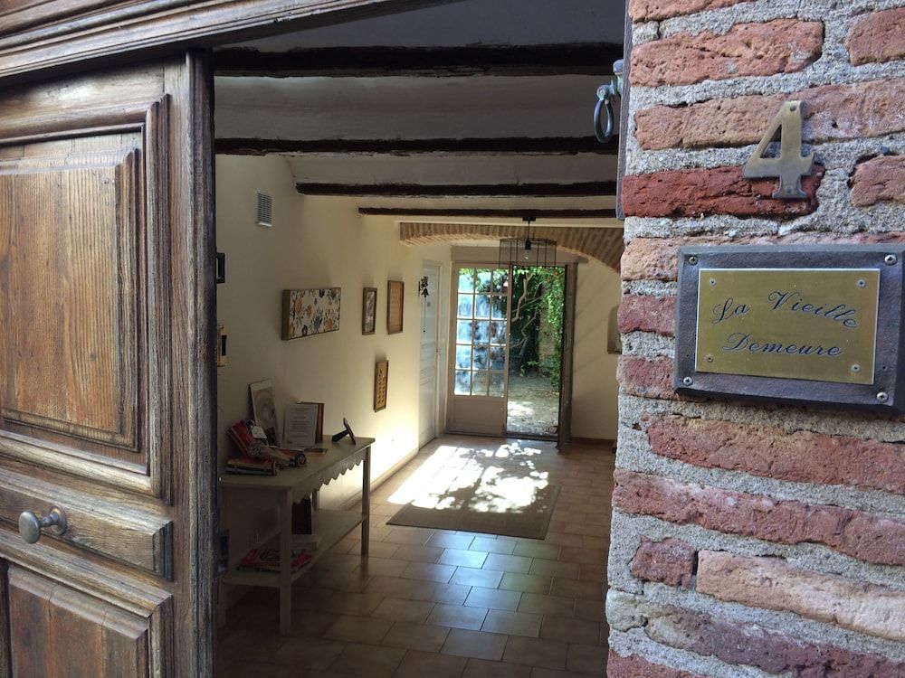 La Vieille Demeure 2