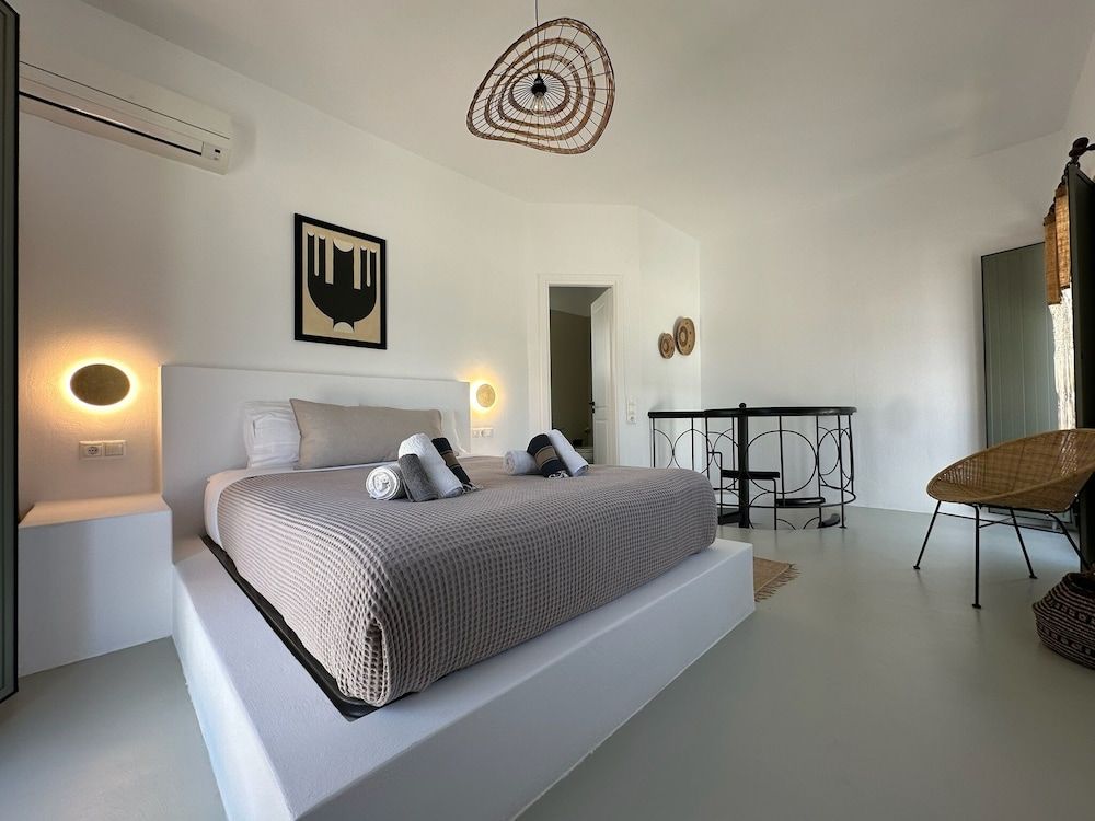 Ammos Andros Accommodation 3