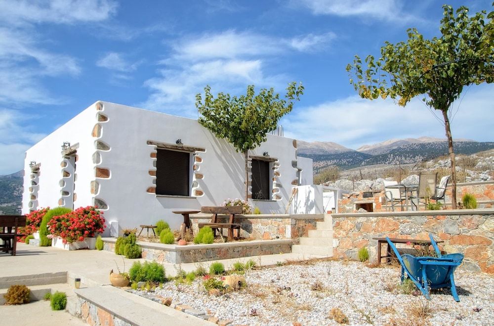 Traditional Apartments Madares -1 estrellas en Anopoli Sfakion