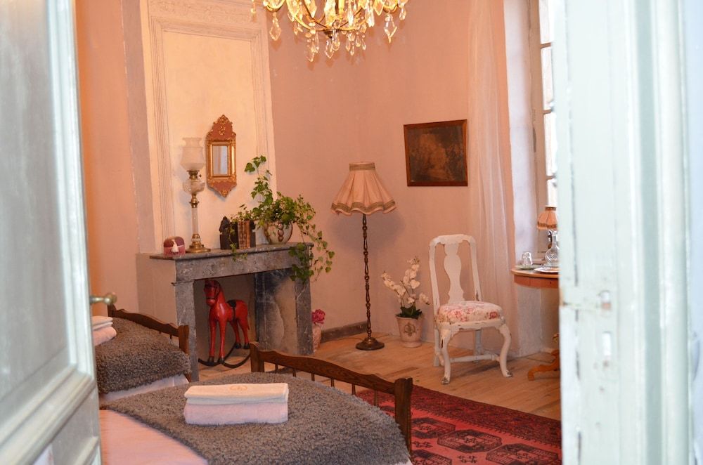 Chateau Ciers 2
