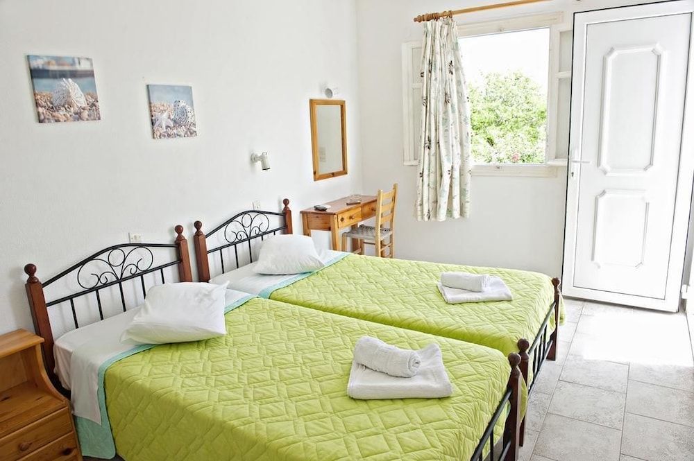 Evagelia's Place 3