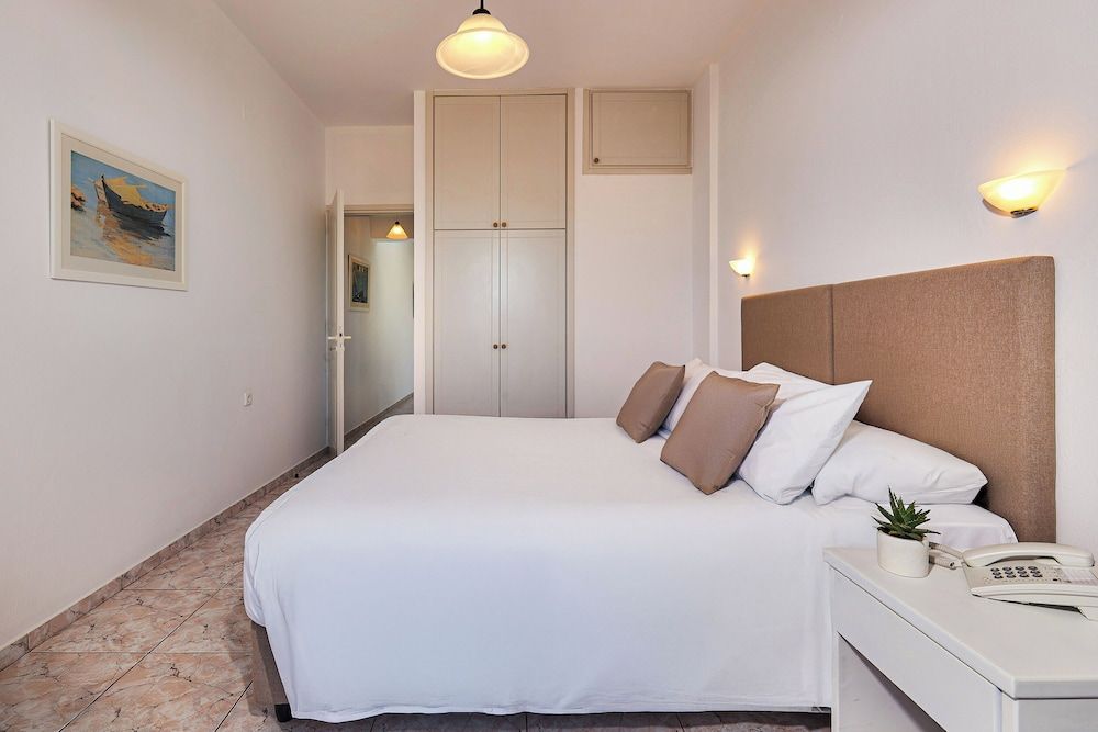 Ilios Suites 2