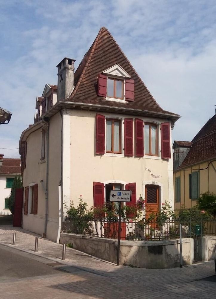 Aux Rosiers -1 estrellas en Salies-de-Béarn
