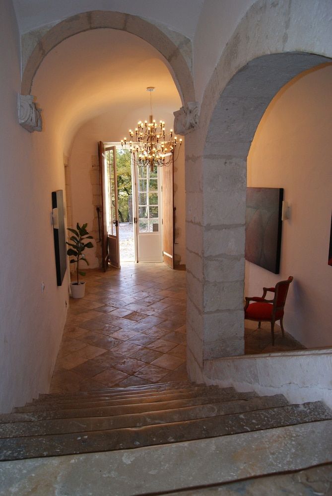 Chateau Saint Martin 2