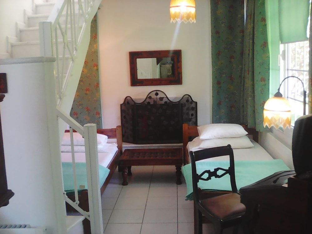 Nicolas Village Club 3