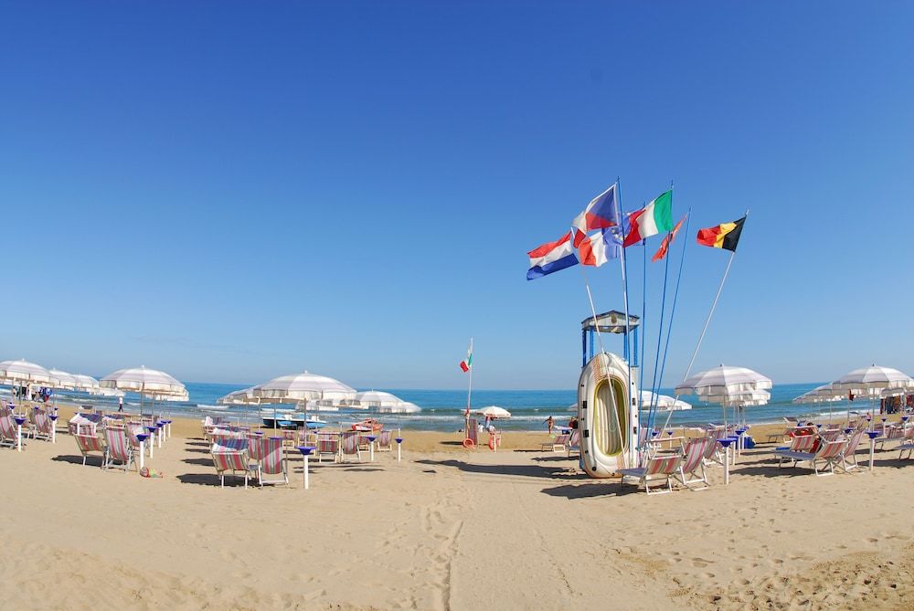 Victoria Mobilehome Stella del Sud Camping Villaggio -1 estrellas en Foce Varano