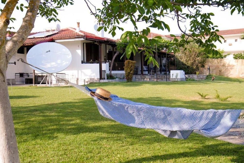 The 4 Travellers Halkidiki -1 estrellas en Siviri