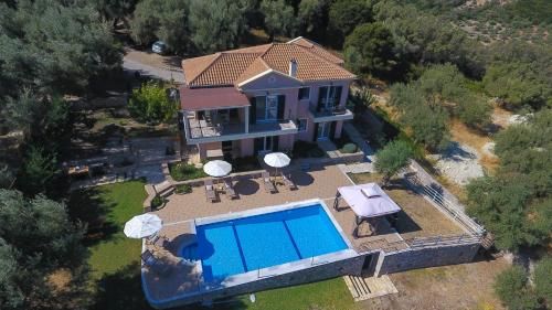 Villa Phaedra, Inoro Villas 4 estrellas en Katouna