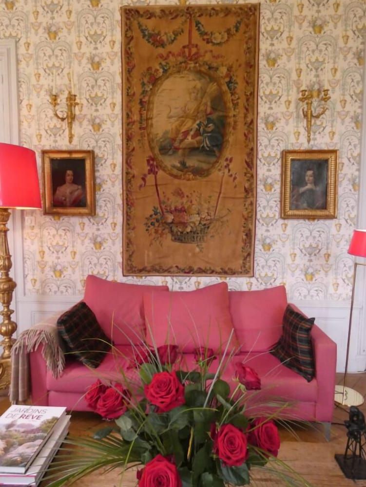 Chateau de Hieville 3