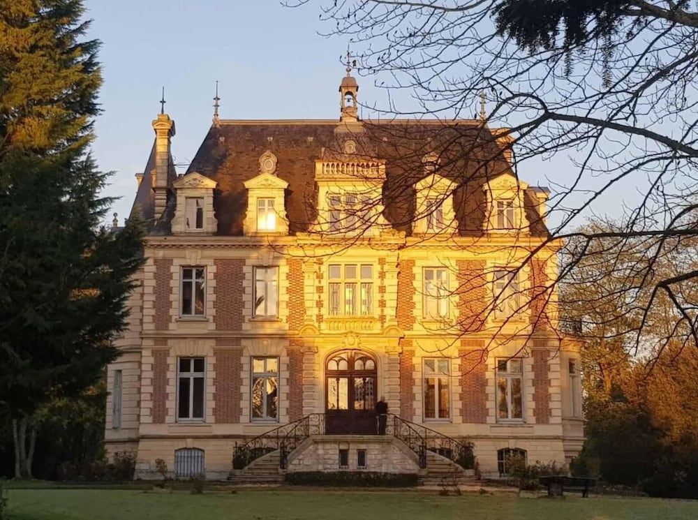 Chateau de Hieville -1 étoiles à Hiéville