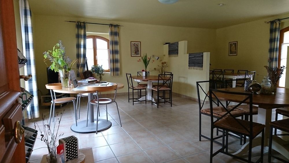 Relais de Laval 3