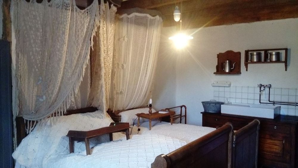 Gîte Le Porteau Enchanteur -1 étoiles à Sarzay
