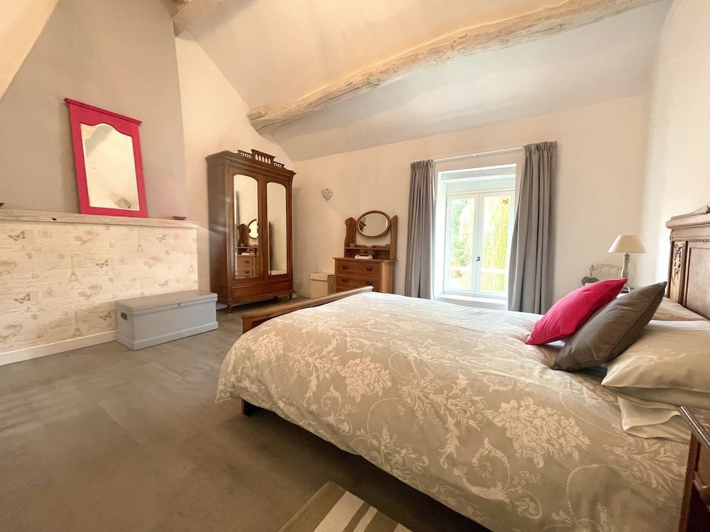 Maison De L'etang 3