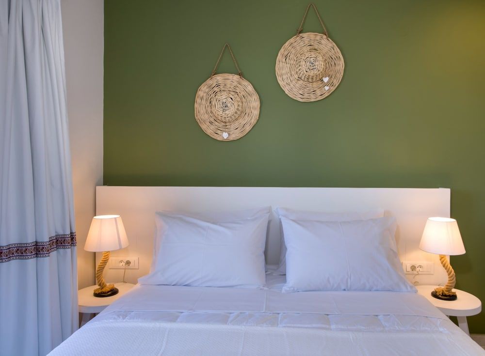 Eleanthi Modern Living 3