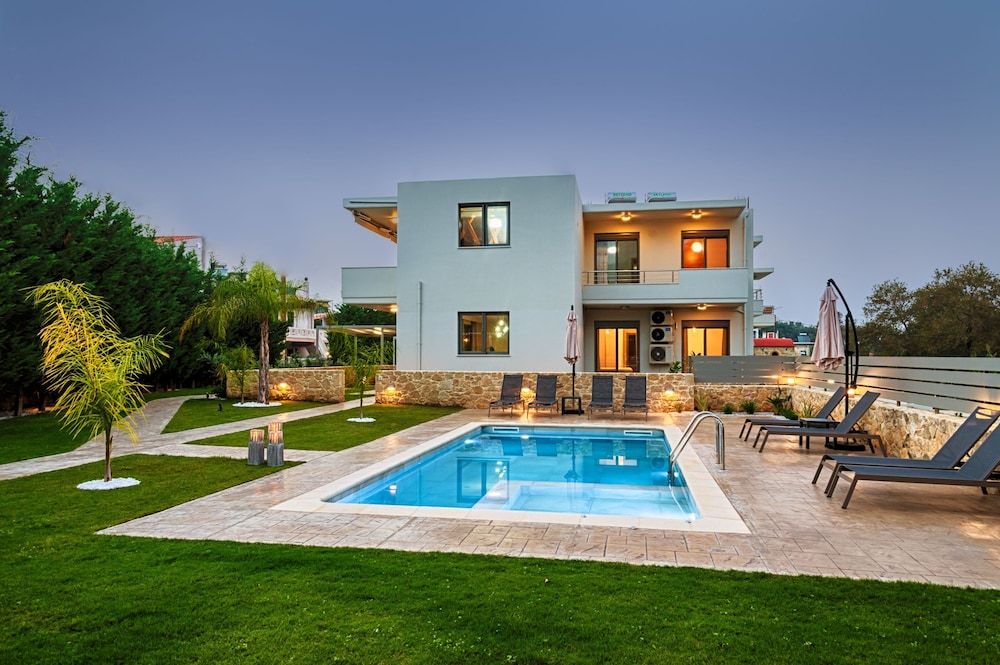 Kagiemar Luxury House -1 estrellas en Perivólia