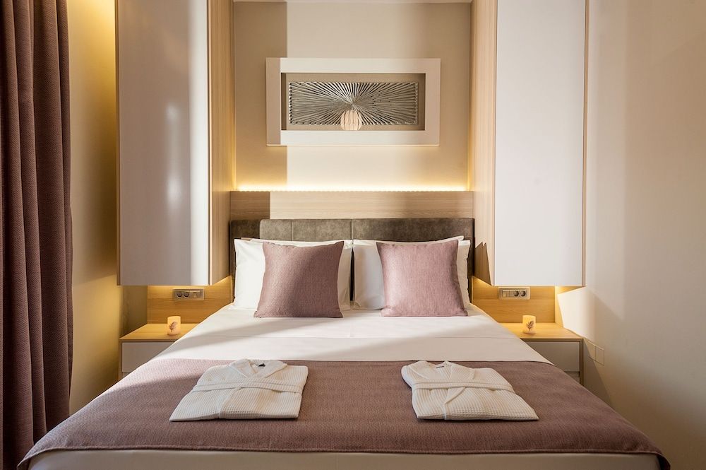 Amaen Luxury House 3