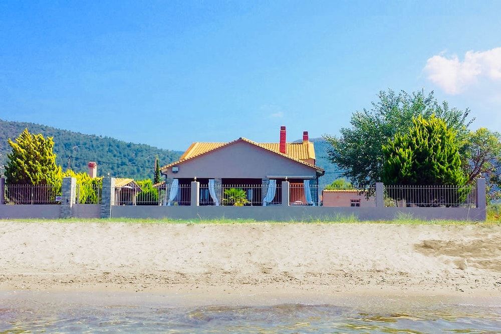 Unique Thasos Beach Villa -1 estrellas en Prinos