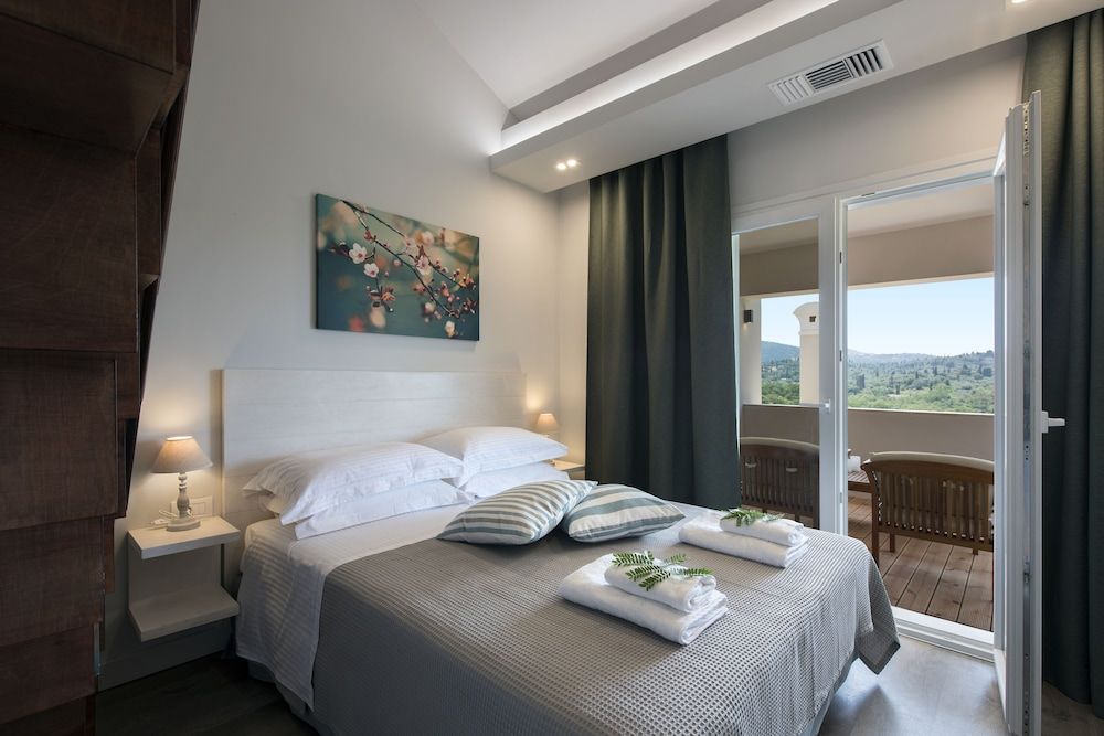 Gem Villa in Viros Corfu 2