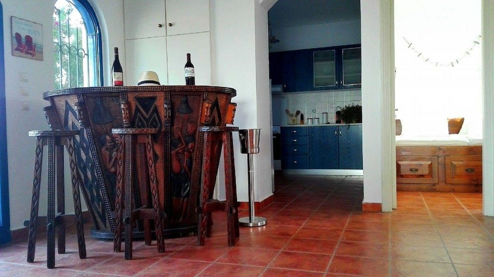 Nautilus Beach House 2
