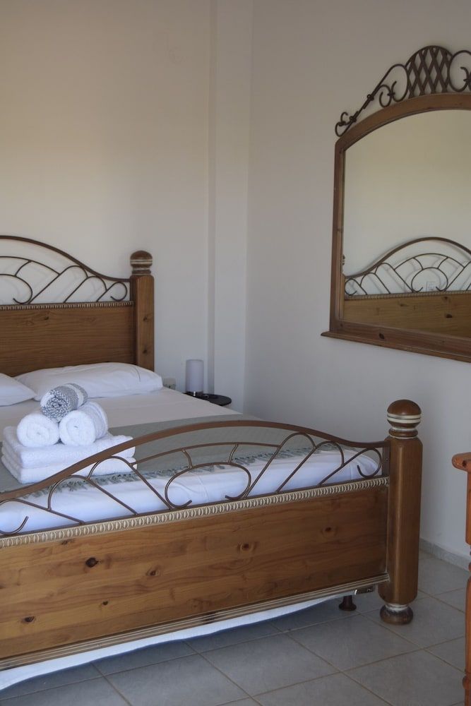 Anastasios Olive Garden Apartments 3