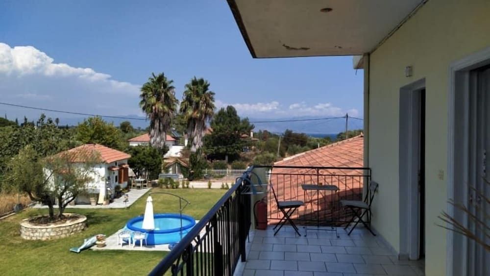 Anastasios Olive Garden Apartments -1 estrellas en Petalidhion