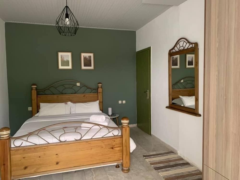 Anastasios Olive Garden Apartments 2
