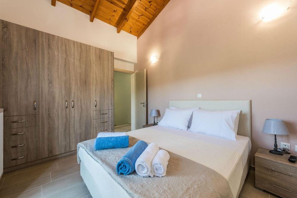 Neaira Villas Chania 2