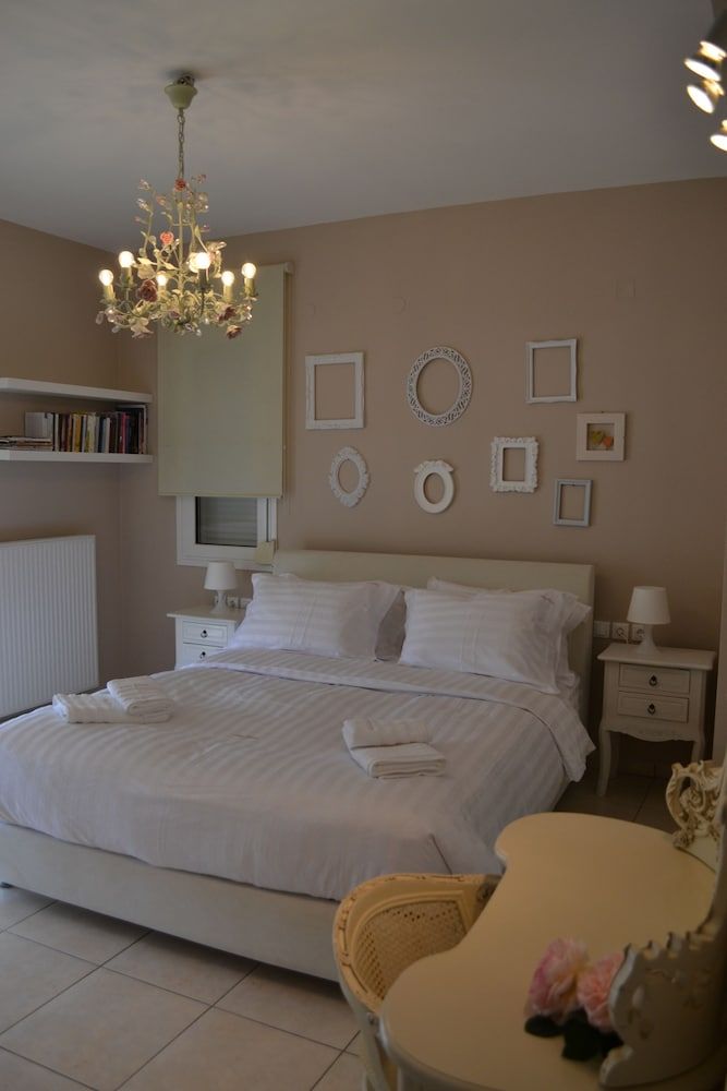 Villa Elena 2