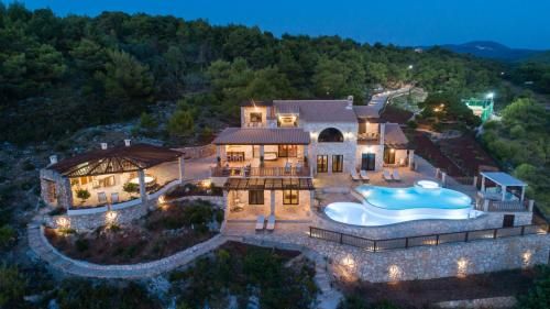 Villa Amara Private Estate 5 estrellas en Anafonítria