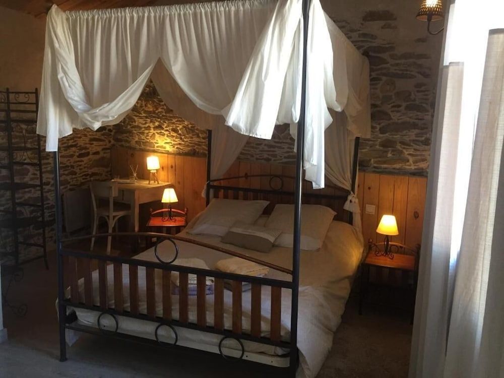 Chambres d'hotes Hameau de Taur 2