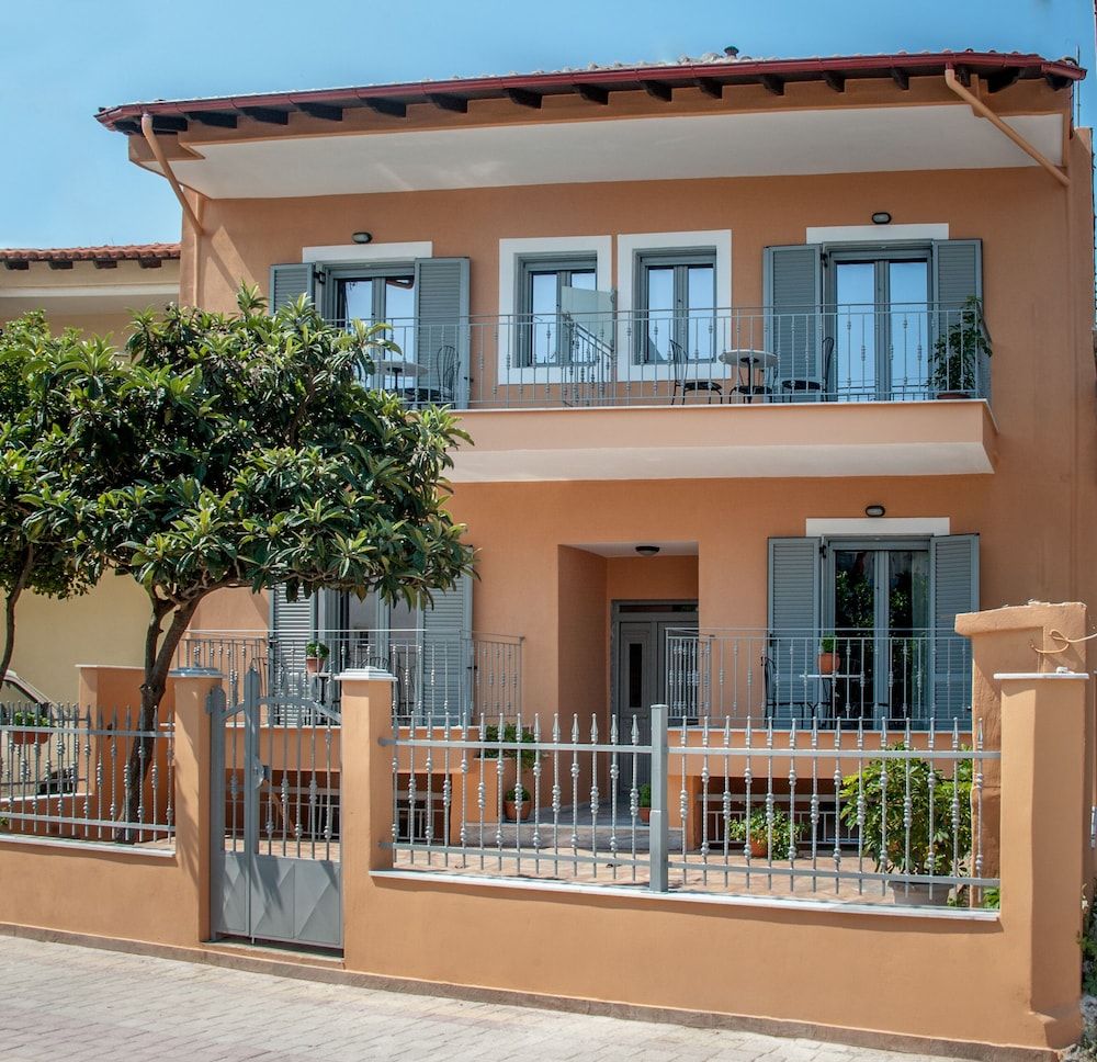 Villa Despina Green Suites -1 estrellas en Polychrono