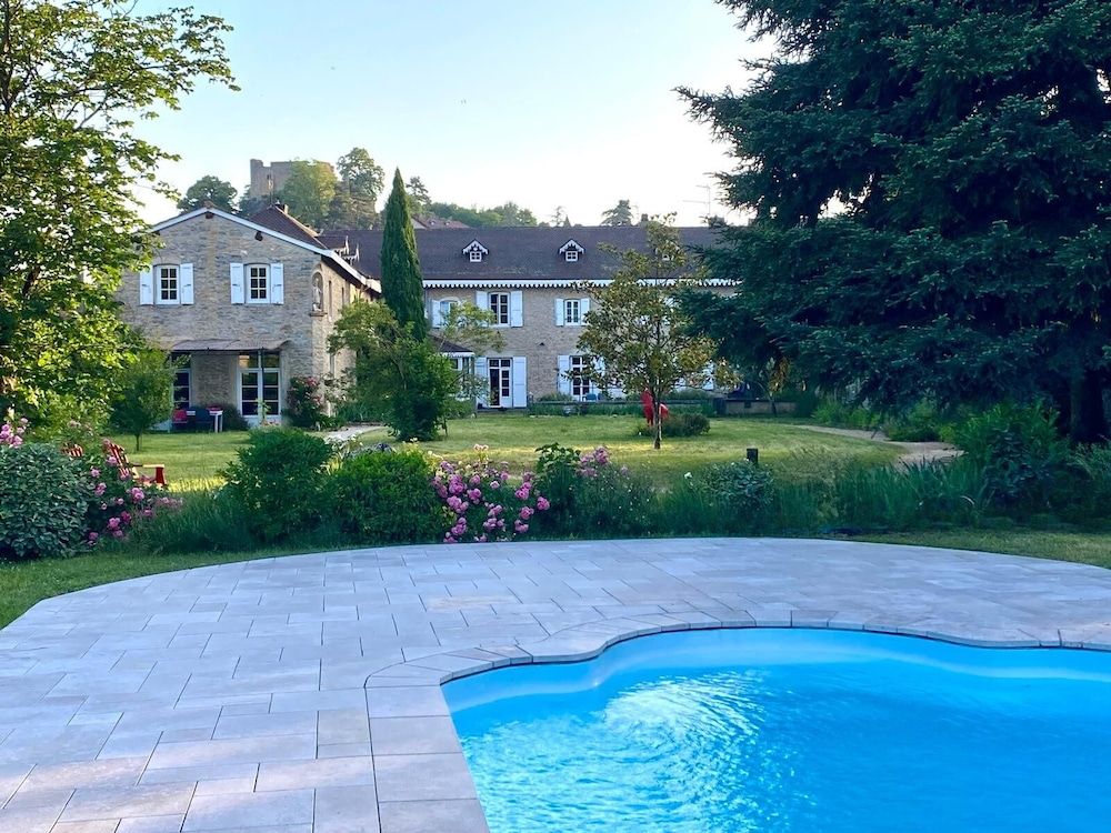 Le Clos Ayanna -1 stelle a Crémieu