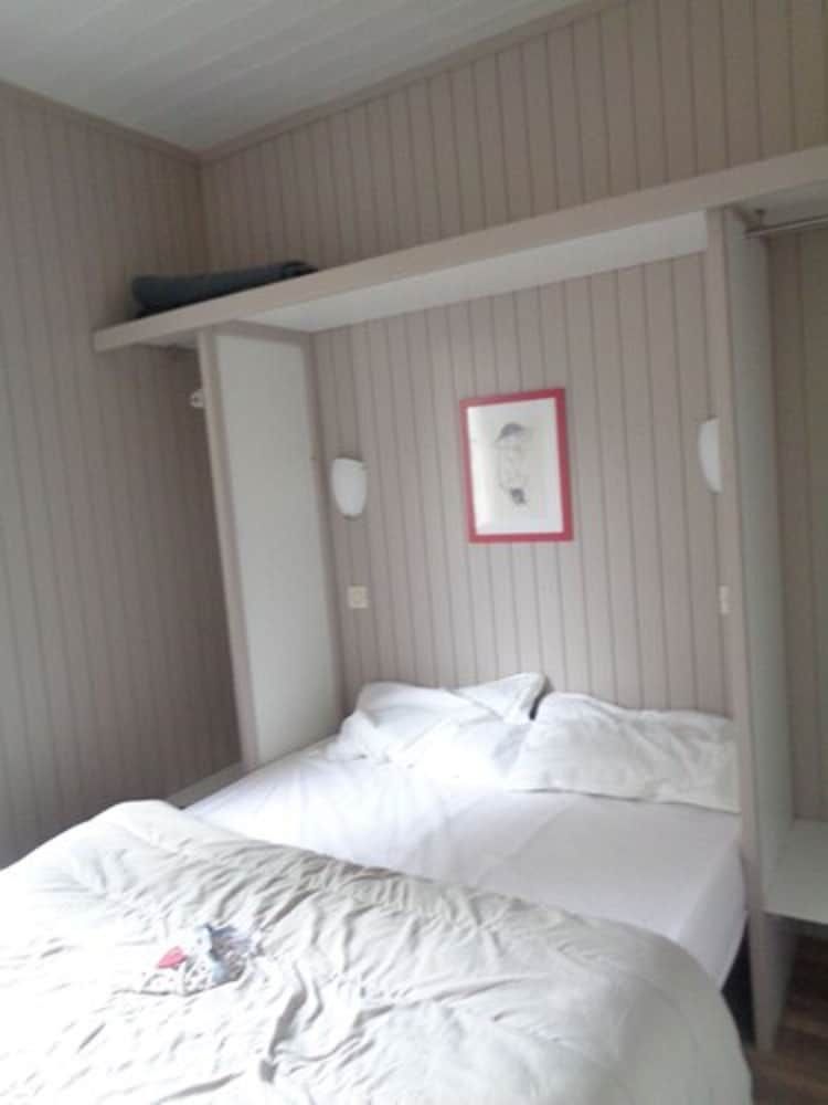 Relais Du Salagou 2