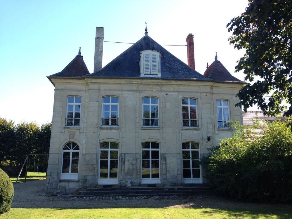 Ferme de la Vallière -1 étoiles à Tancrou