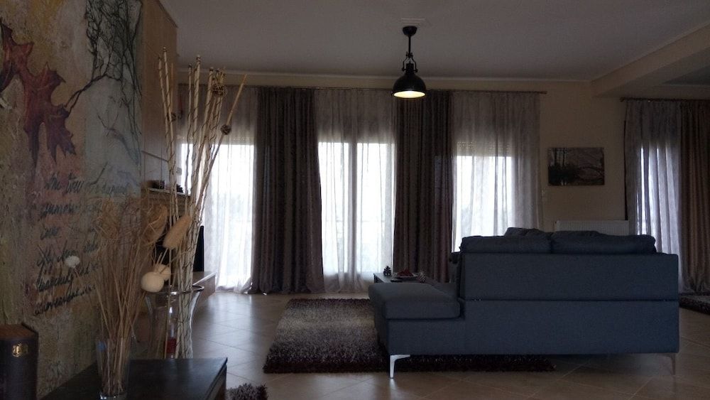 Luxury Villa Thea 3