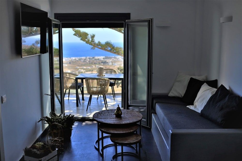 A Lux Villas Santorini -1 estrellas en Éxo Goniá