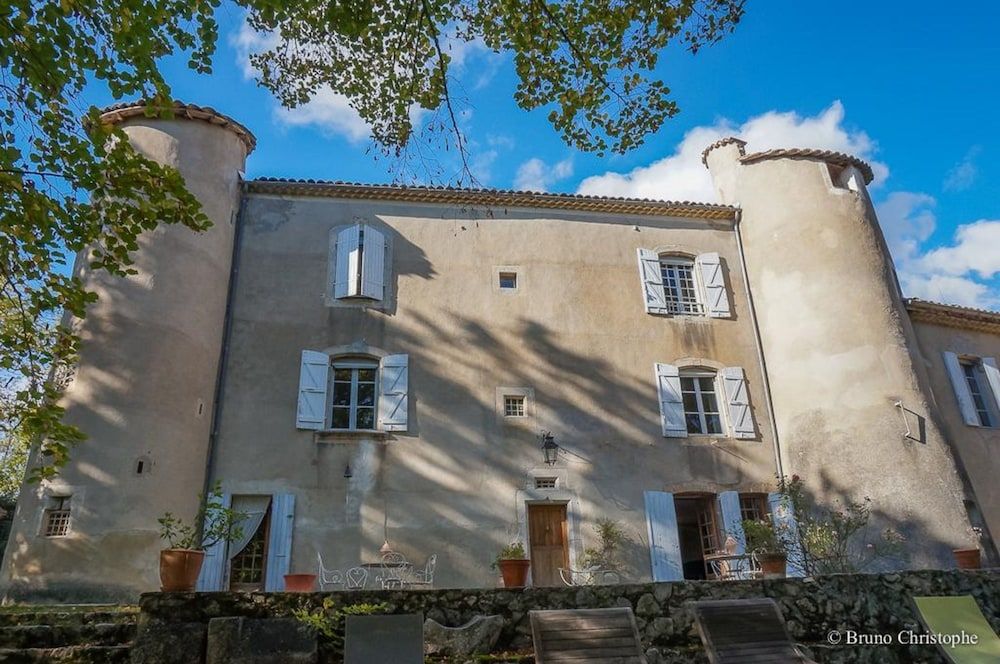 Chateau de Laric -1 estrellas en Chabestan