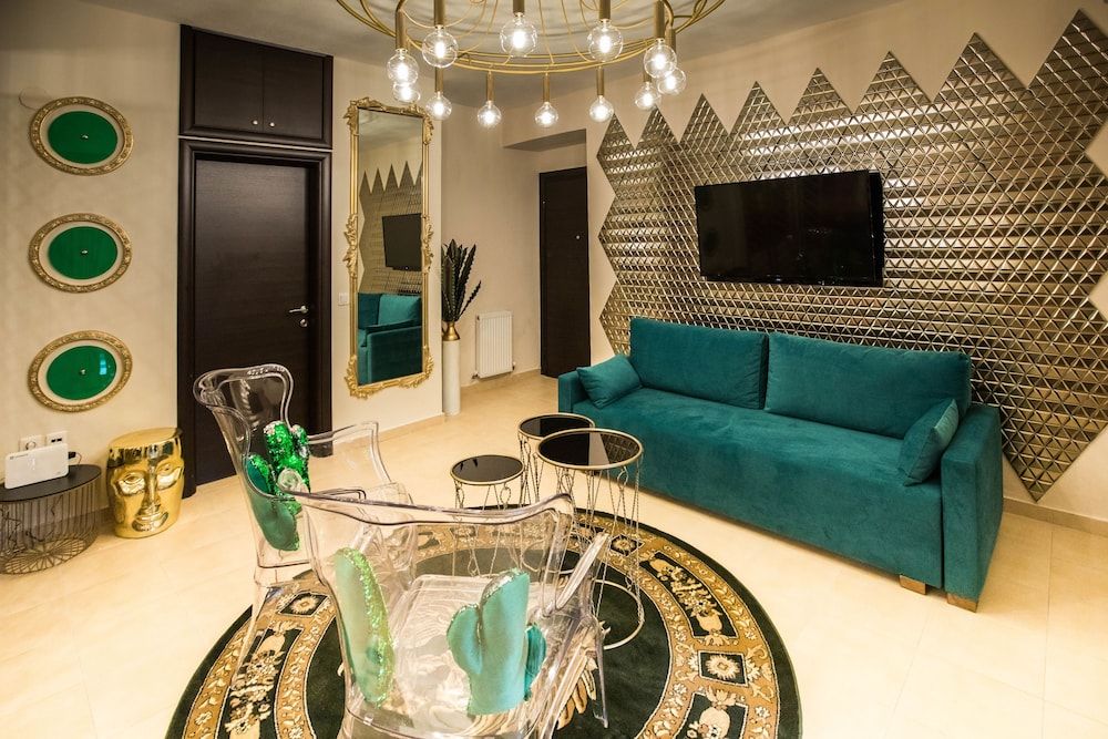 Gold Residences 2