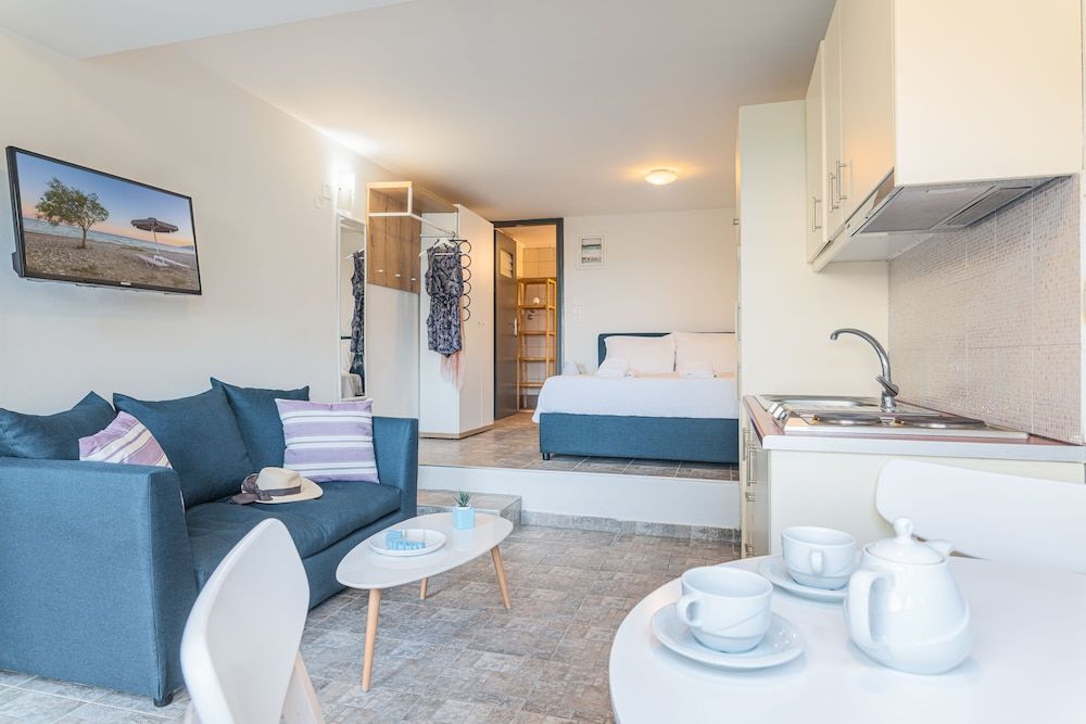 Naftilos Residences II 3