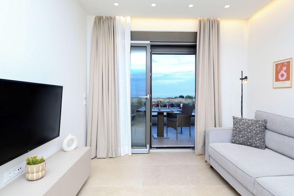 Almyres Luxurious Residences 3