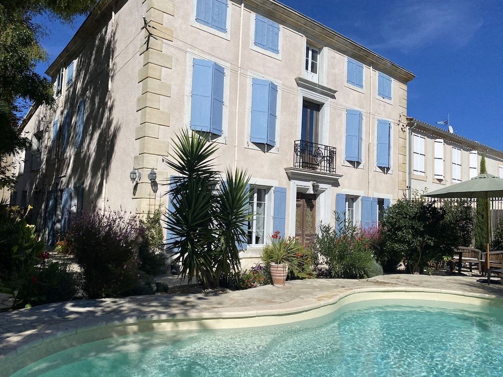 Maison de Midi -1 estrellas en Ginestas