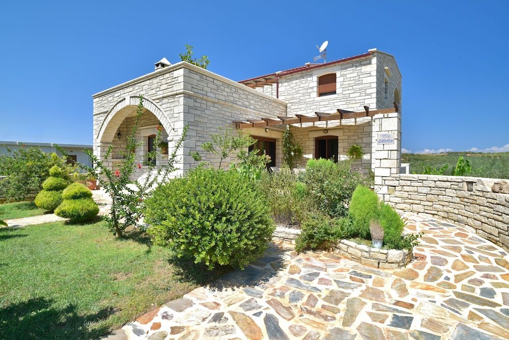 Villa Ahlades -1 estrellas en Achlades