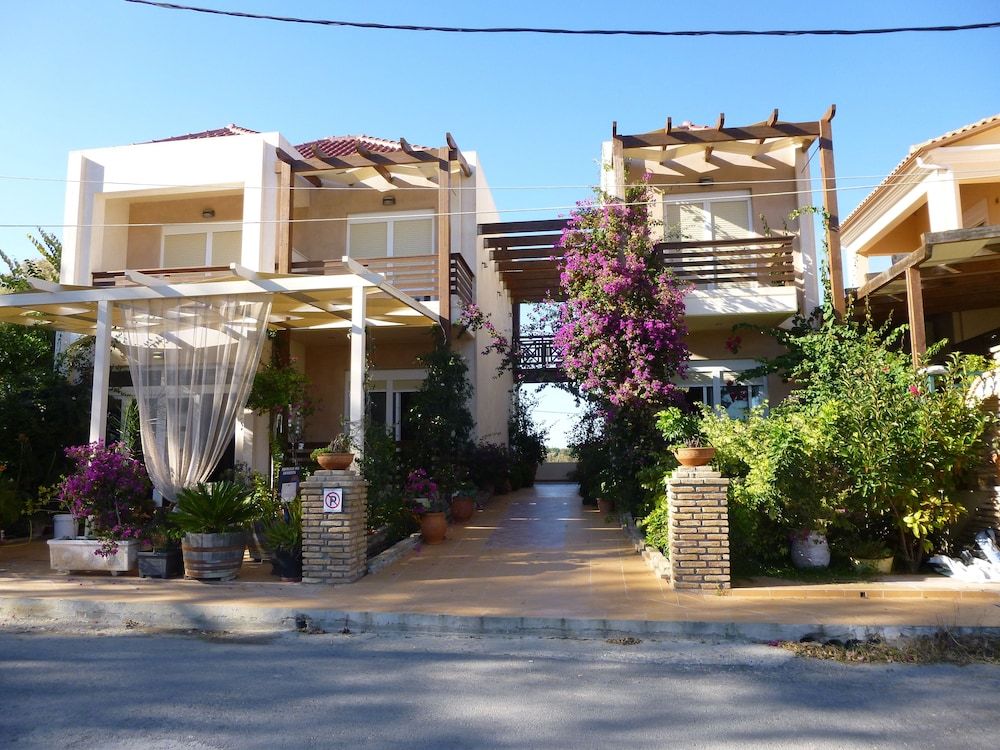 Giovanni Mare -1 estrellas en Kourouta