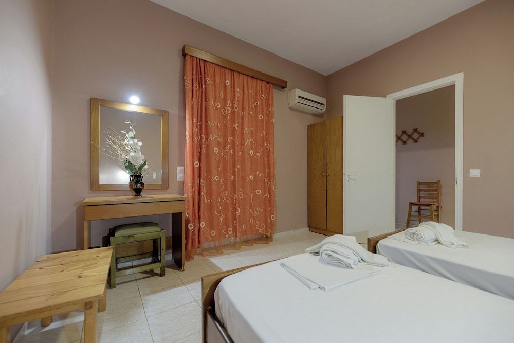 Anthi Studios & Apartments 3