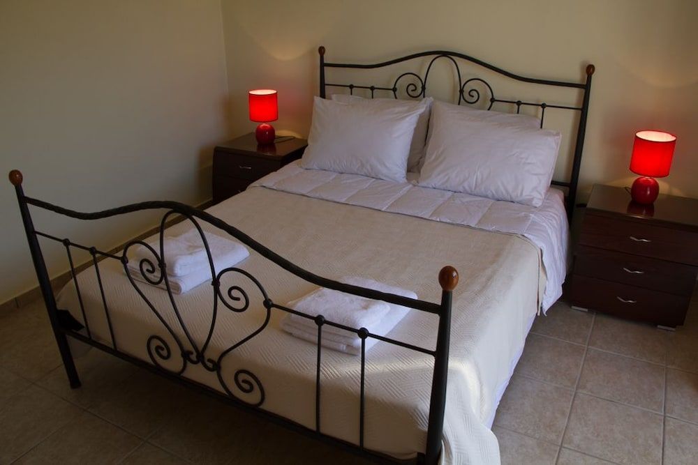 Villa Roula 6BR 3
