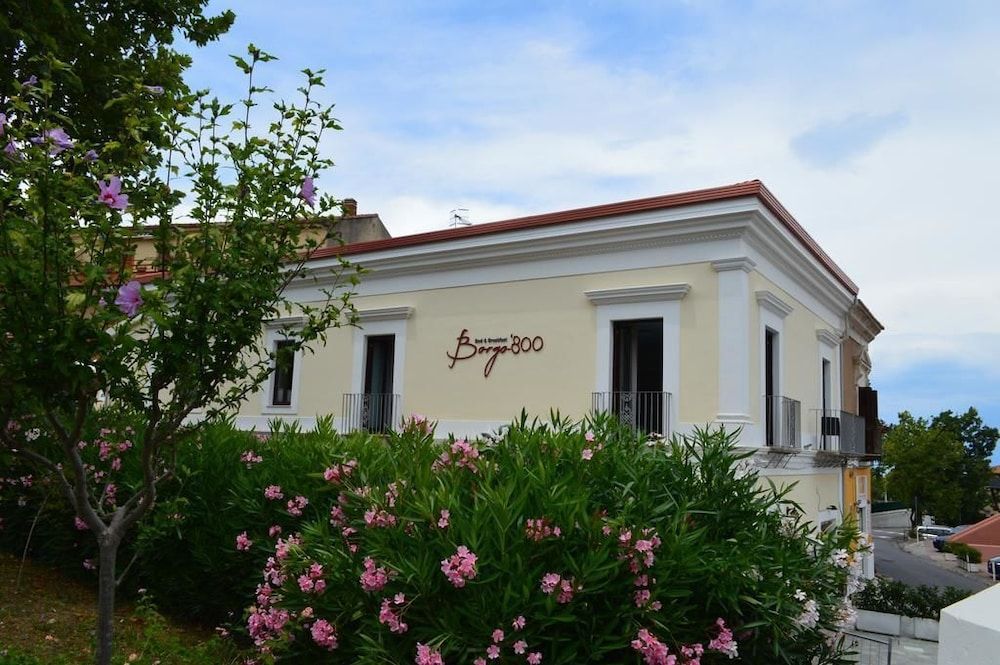 Borgo800 -1 étoiles à San Nicola Arcella