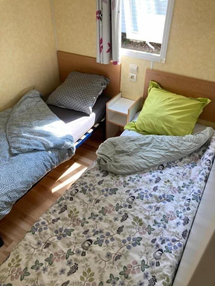 Camping l'Ile d'Amour -1 étoiles à Pont-sur-Yonne