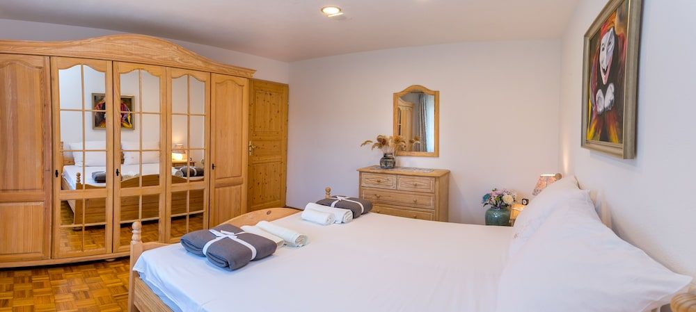 Villa Euphoria 2