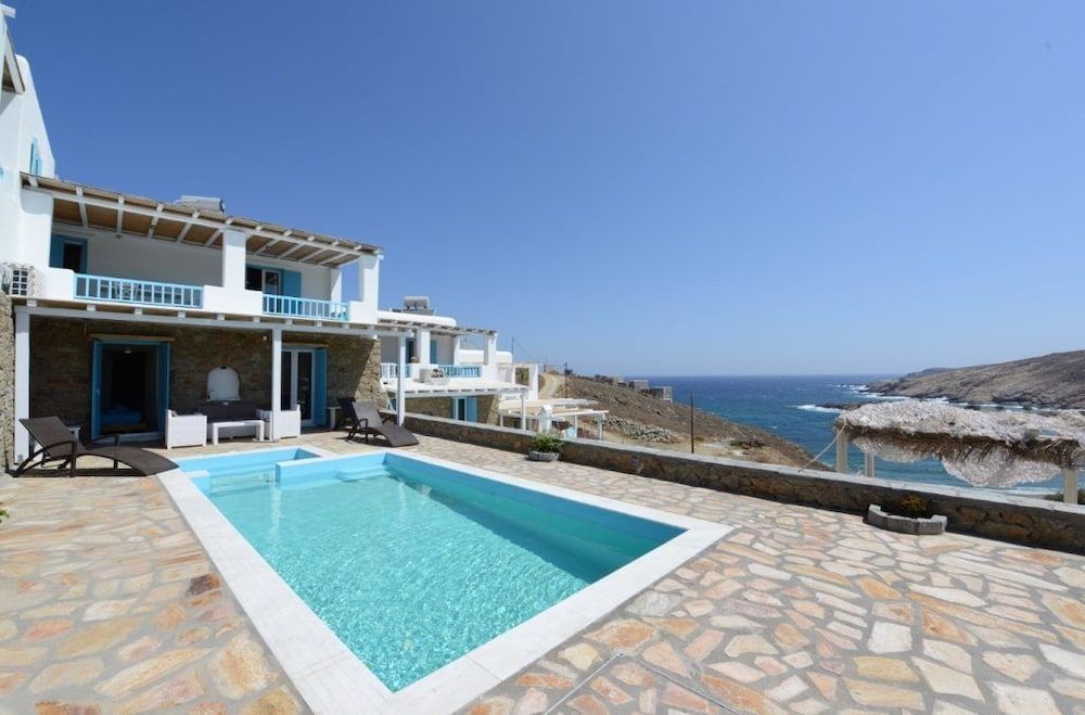 Wild View Mykonos -1 estrellas en Merchia Beach